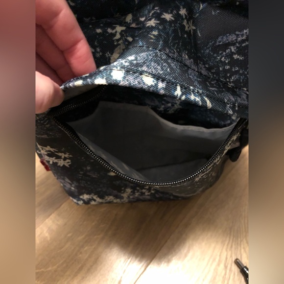 Levi’s backpack - Picture 6 of 10